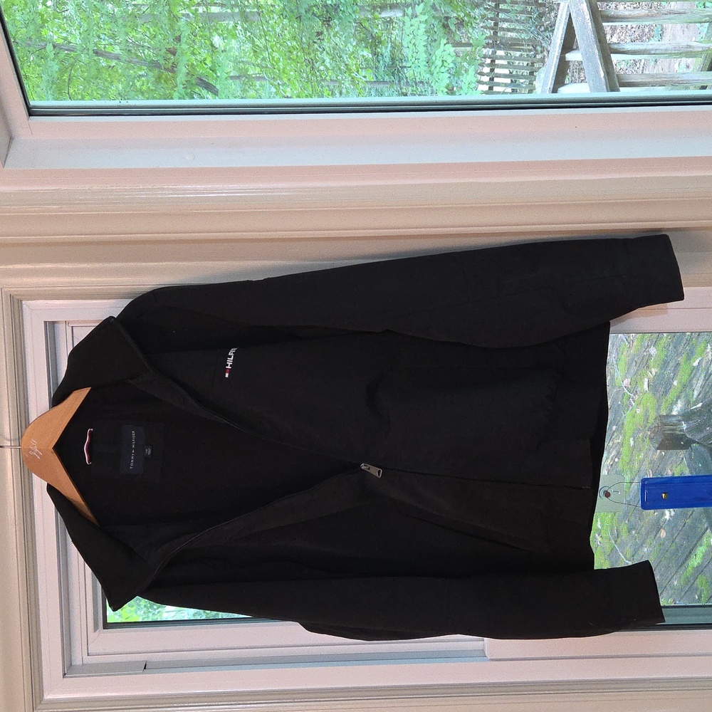 Men's Tommy Hilfiger  Light Weight Jacket W/ Hood L